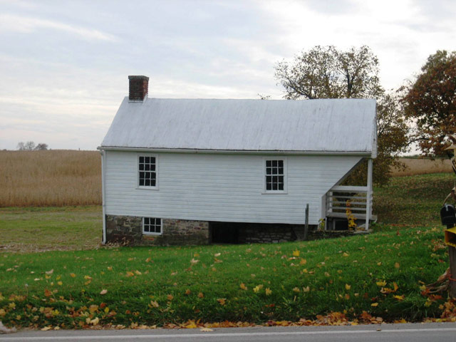 Combination Springhouse and Summer Kitchen, Adams County, c18175