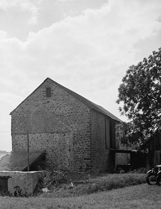 Double decker barn, Newtown, Township, Bucks County, 1810, HABS photo