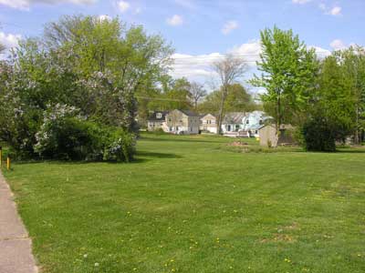 Example of open, unfenced back yards, Montgomery County