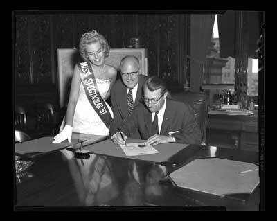 Miss Spectacular 1957