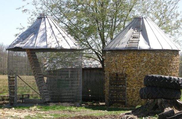 Metal Corn Cribs, Mercer County