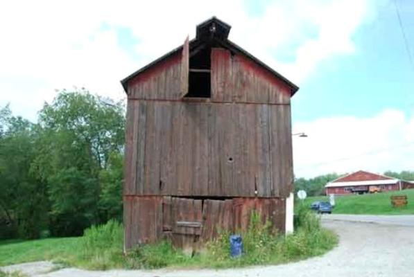 Hay hood and door in Washington County