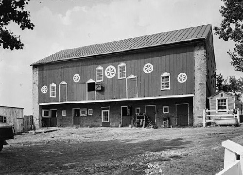 Montgomery County barn dated 1852