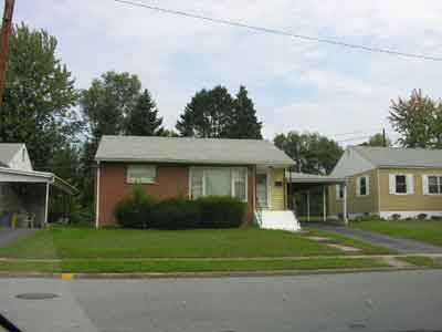 Example of a Minimal Traditional house, Cumberland County